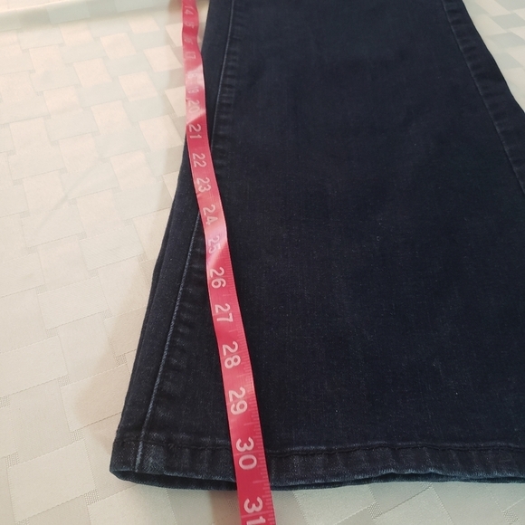 Lane Bryant Dark Wash High Rise Flare Bottom Jeans Size 18 - Picture 8 of 8